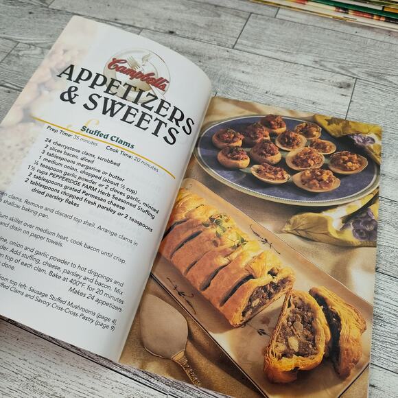Campbells Holiday Classics 60 Fast Festive Recipes Cookbook Booklet 1998 - Picture 4 of 10